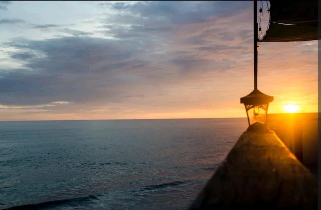 Appartamento Warm Sunset, Loft By The Sea La Libertad Esterno foto
